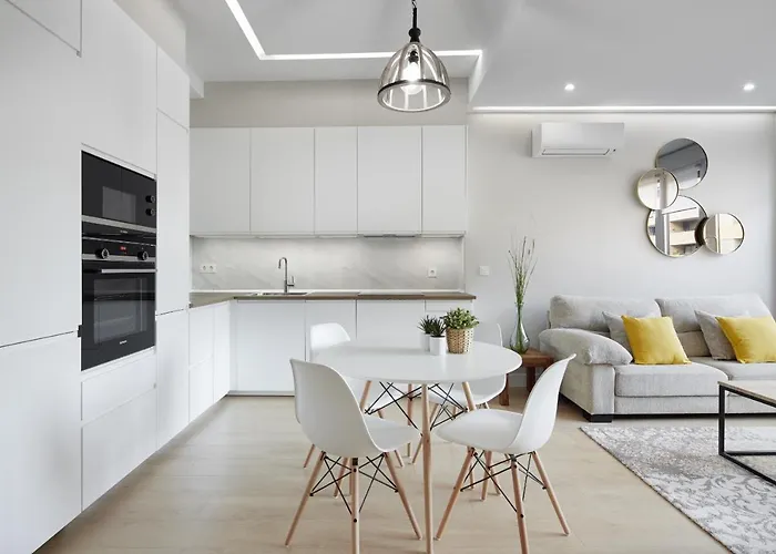 아파트 Always Easy I Tabakalera *