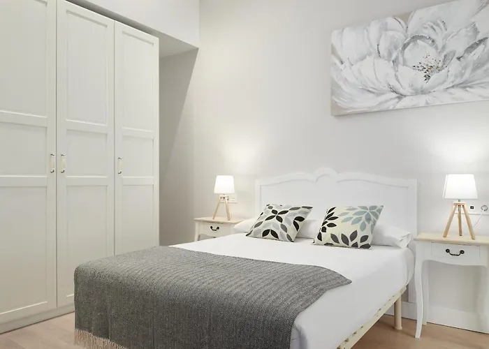 아파트 Always Easy I Tabakalera *