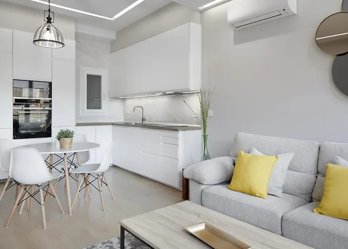 아파트 Always Easy I Tabakalera 산세바스티안