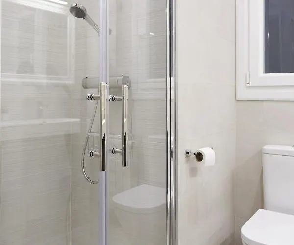 Always Easy I Tabakalera 아파트 산세바스티안